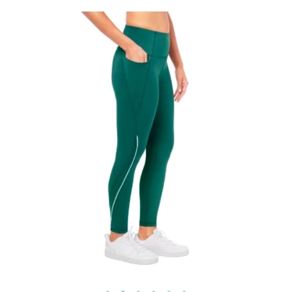 NWT Members Mark Work It Out Legging in green.